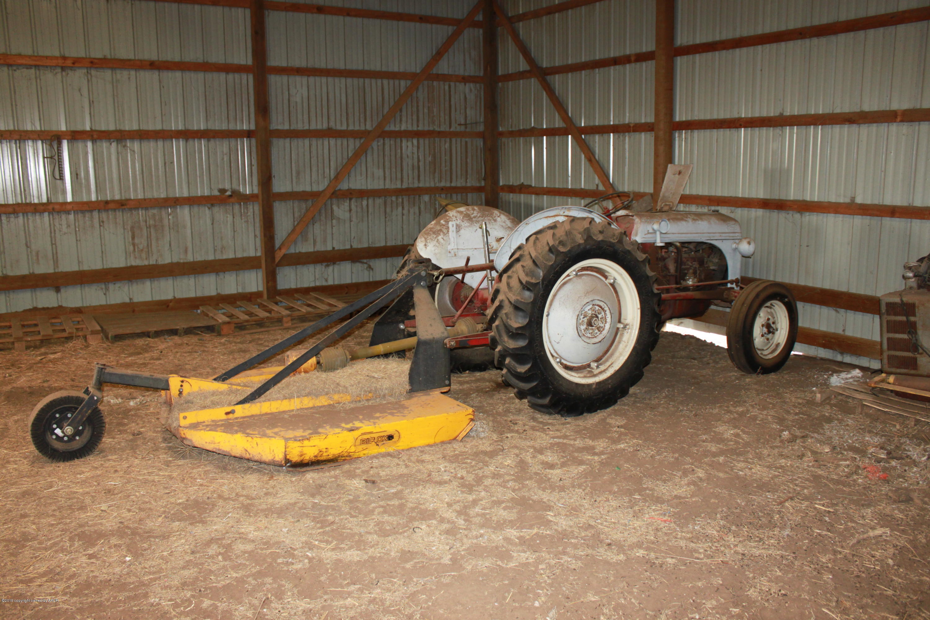 675 Sunset Road Fritch, TX 79036 - Photo 57 of 61 Tractor