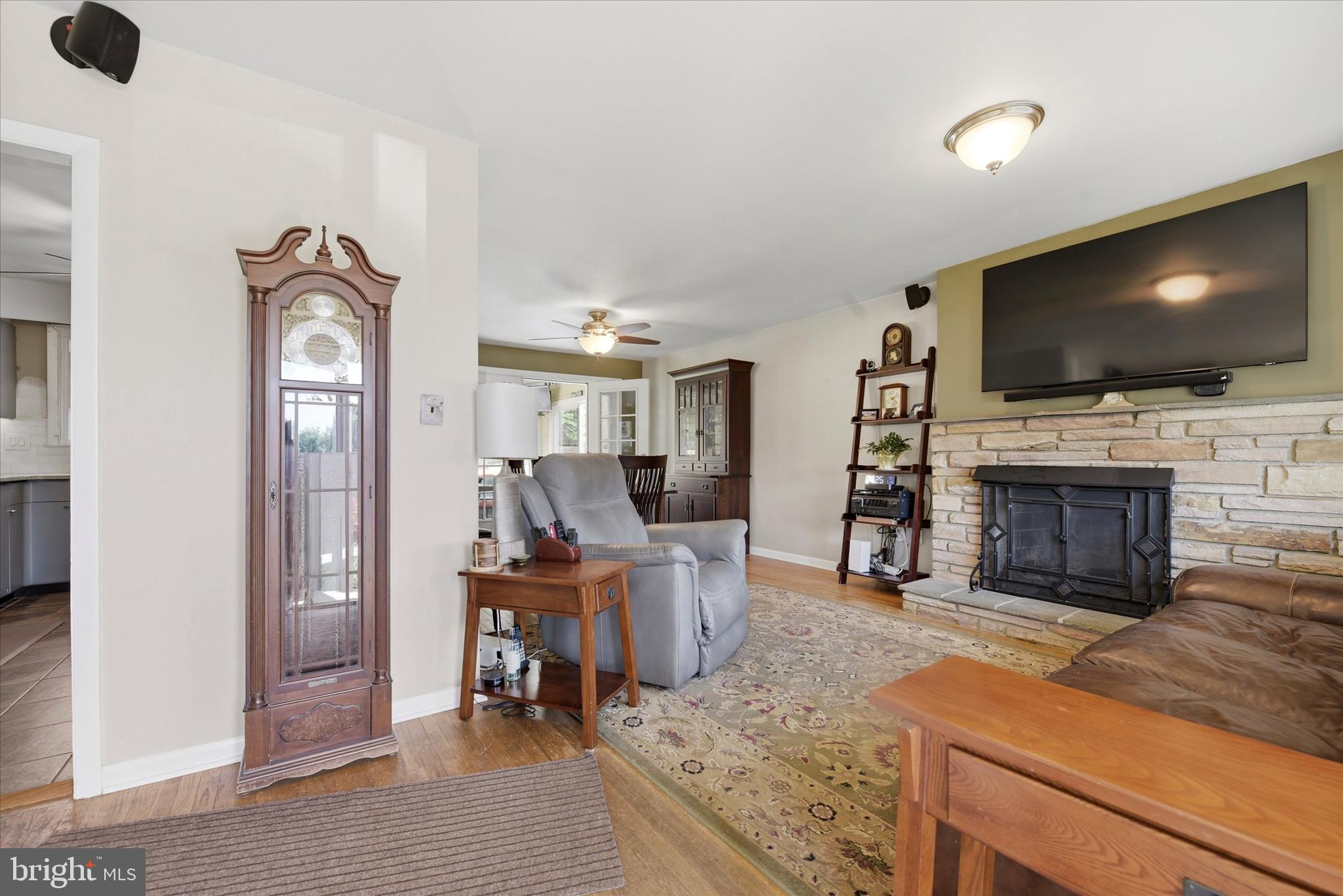 209 New Street Exton, PA 19341 - Photo 7 of 28 Living room with FP
