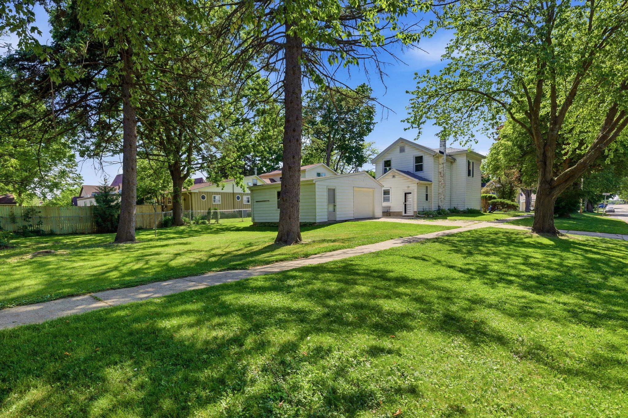 121 North 5th Street Delavan, WI 53115 - Photo 30 of 42