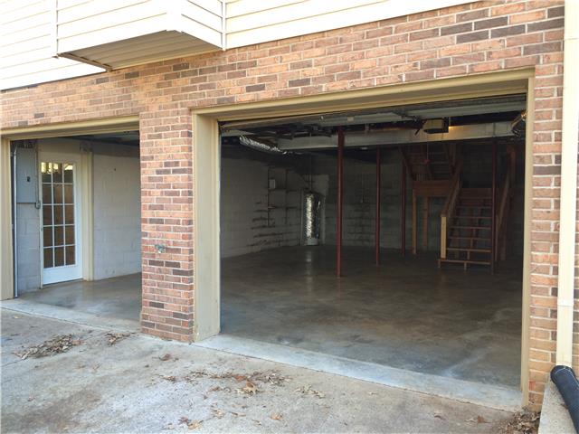 400 Martin Road Clarksville, TN 37042 - Photo 18 of 18 Gallery Image 18