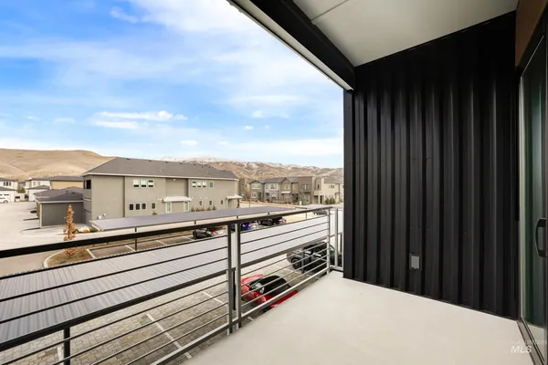 $484,900 | 4340 East Haystack Street, Unit 204, Boise, ID 83716
