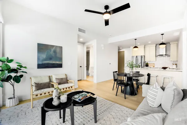 $484,900 | 4340 East Haystack Street, Unit 204, Boise, ID 83716