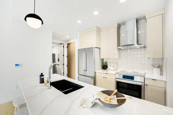 $484,900 | 4340 East Haystack Street, Unit 204, Boise, ID 83716