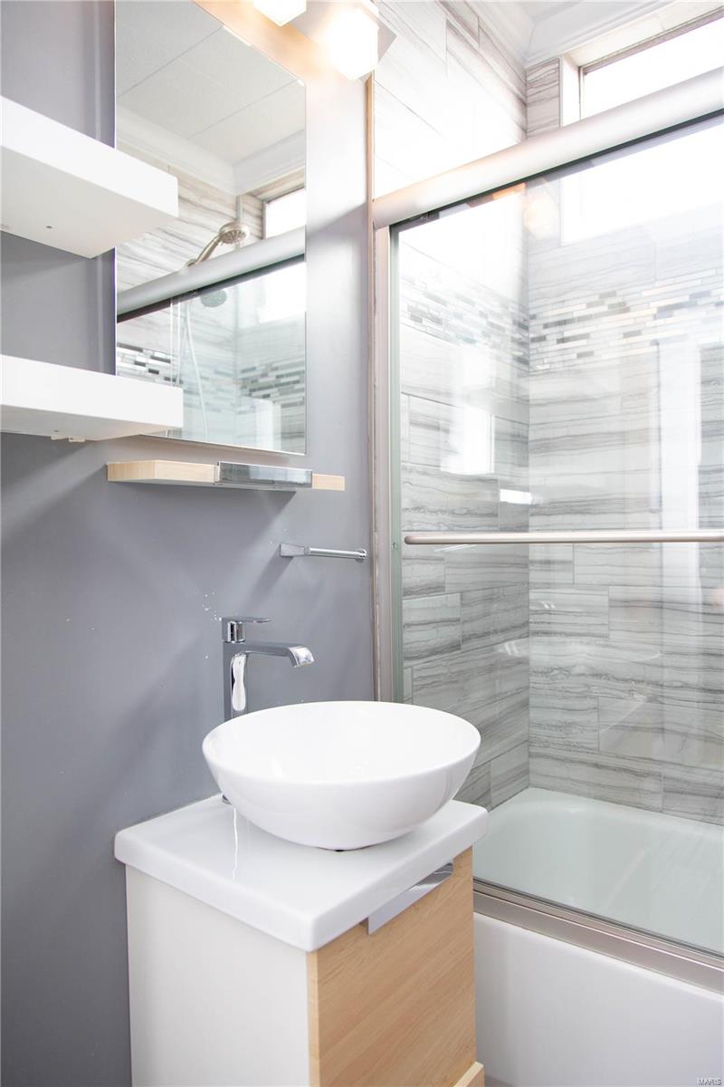 301 Carson Road St. Louis, MO 63135 - Photo 23 of 35 Gallery Image 23