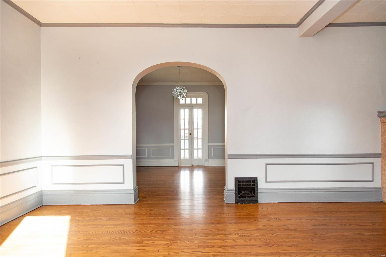 301 Carson Road St. Louis, MO 63135 - Photo 8 of 35 Gallery Image 8
