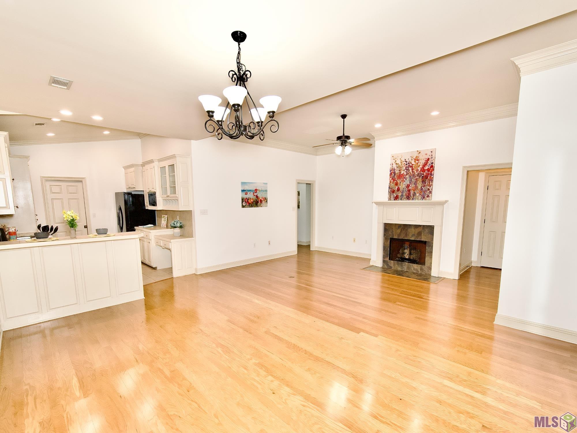10409 Springtree Avenue Baton Rouge, LA 70810 - Photo 5 of 20 Gallery Image 5