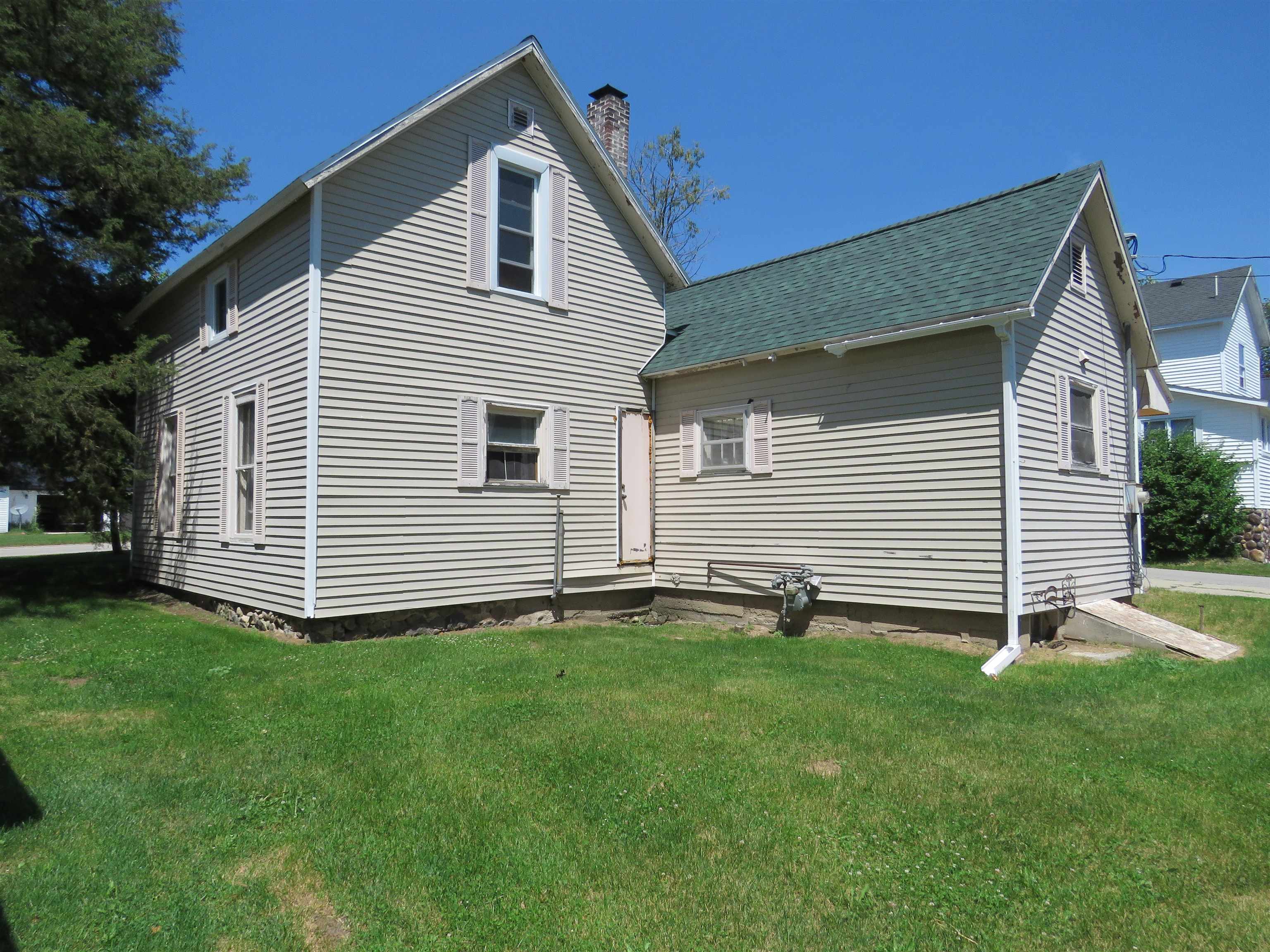 117 Church Street Tustin, MI 49688 - Photo 14 of 14 1947575-18abb316-4e4d-48d4-853d-35a161f02a29.JPG