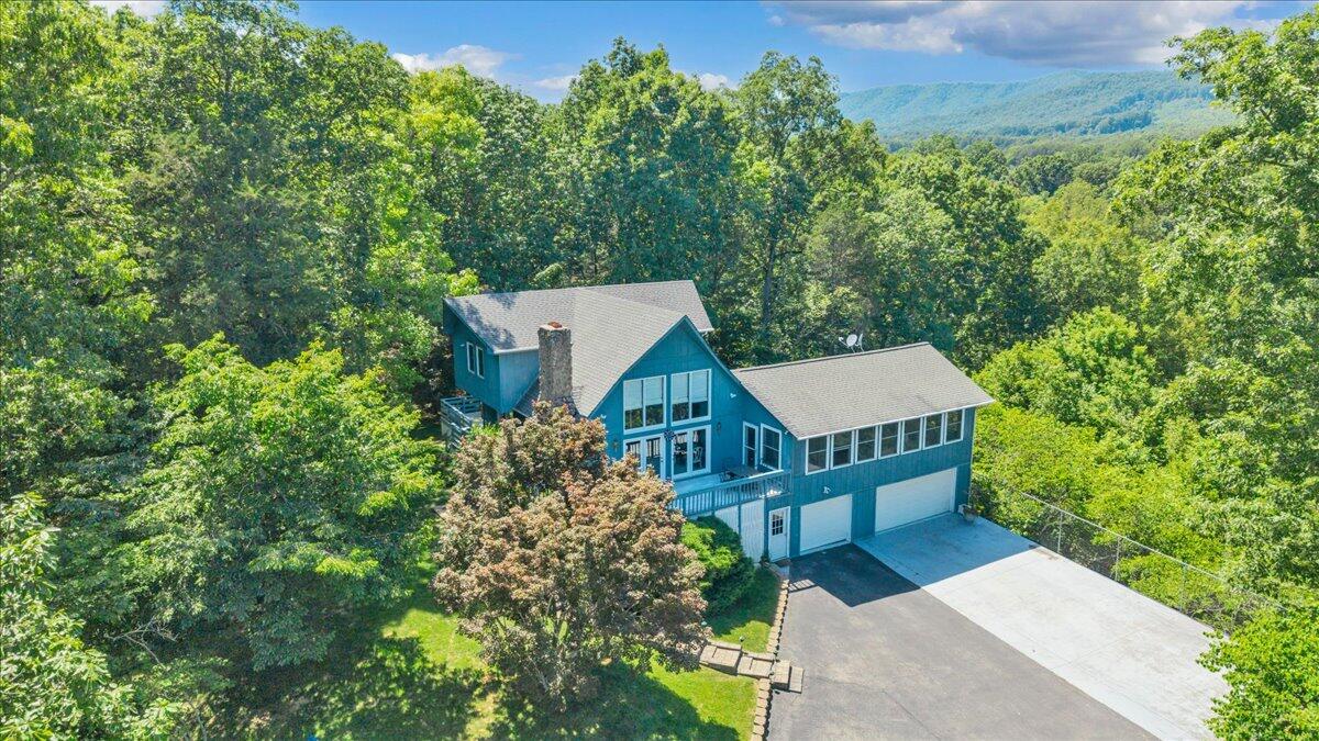 581 Idle Acres Road Fincastle, VA 24090 - Photo 87 of 95 092-DJI_20260605162516_0006_D