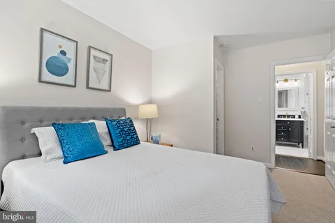 $650,000 | 3630 39th Street Northwest, Unit E533, Washington, DC 20016