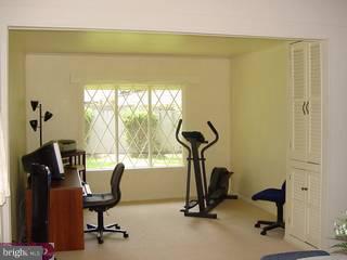 69 Inwood Road Levittown, PA 19057 - Photo 6 of 6 Gallery Image 6
