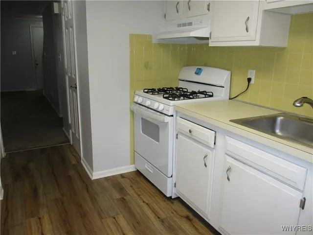 $209,900 | 105 Carriage Drive, Unit 7, Orchard Park, NY 14127