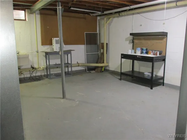 $209,900 | 105 Carriage Drive, Unit 7, Orchard Park, NY 14127