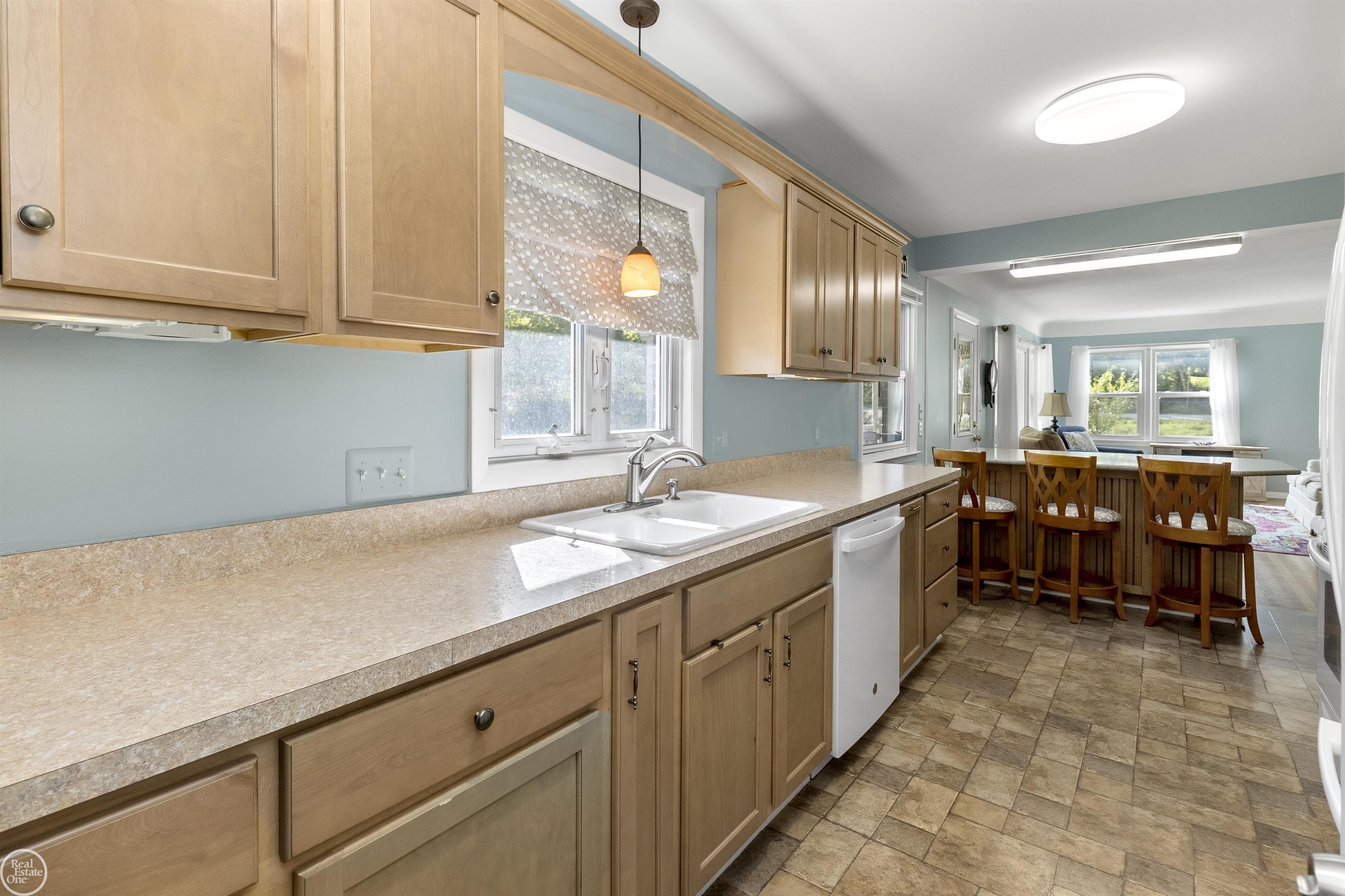 11681 Kaeding Road Romeo, MI 48065 - Photo 12 of 71 50125023-11.JPG
