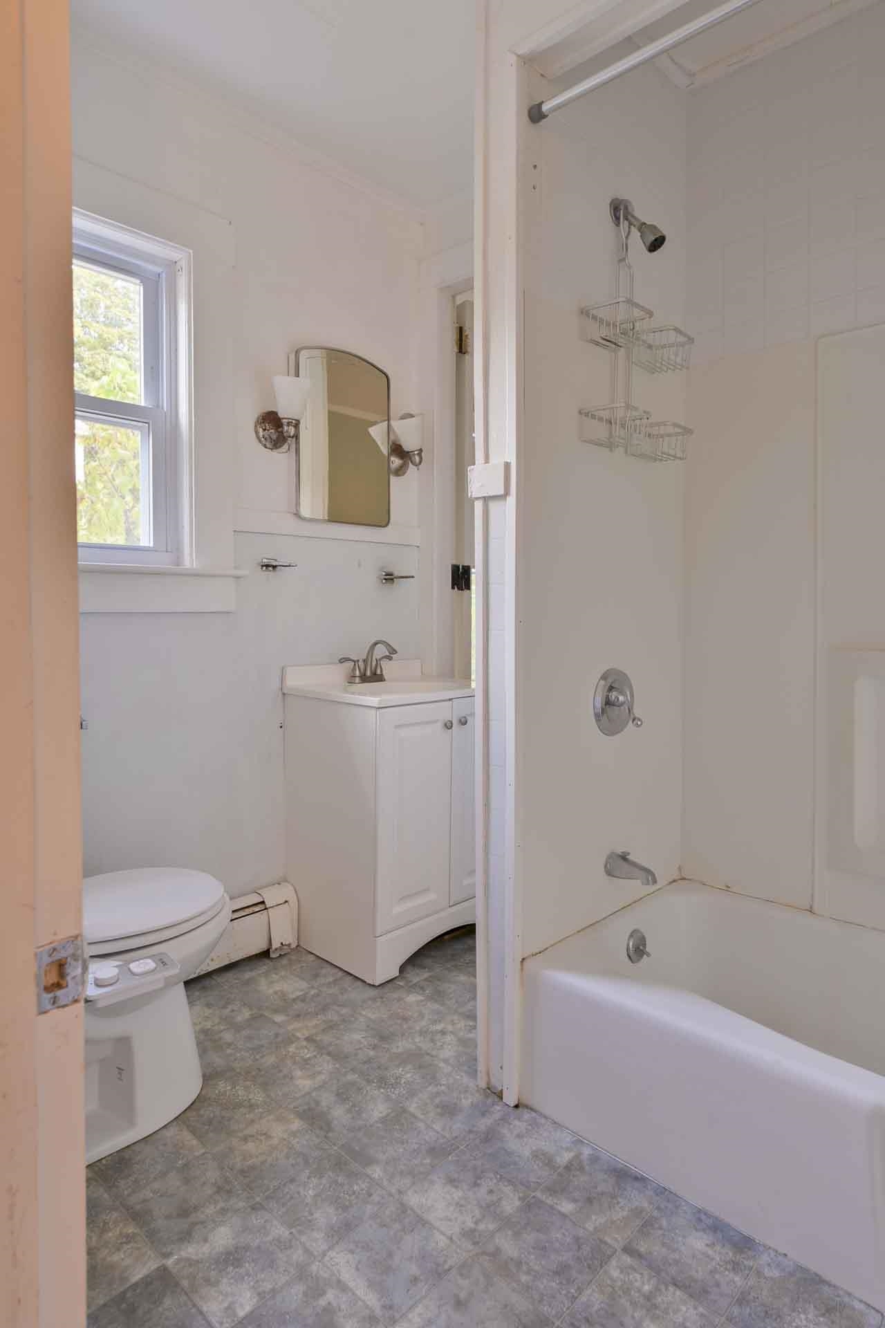 445 East High Street Manchester, NH 03104 - Photo 21 of 54 Gallery Image 21