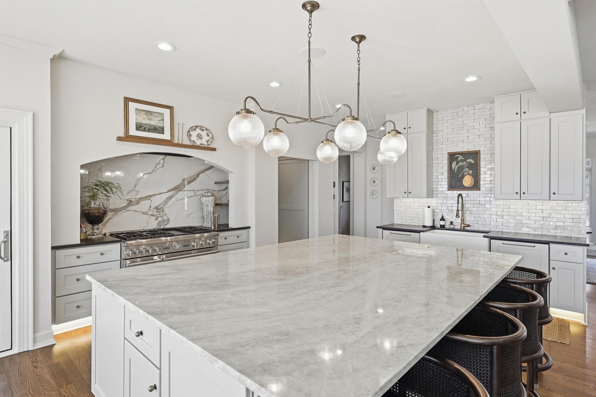 1000 Old Crystal Bay Road South Wayzata, MN 55391 - Photo 4 of 59