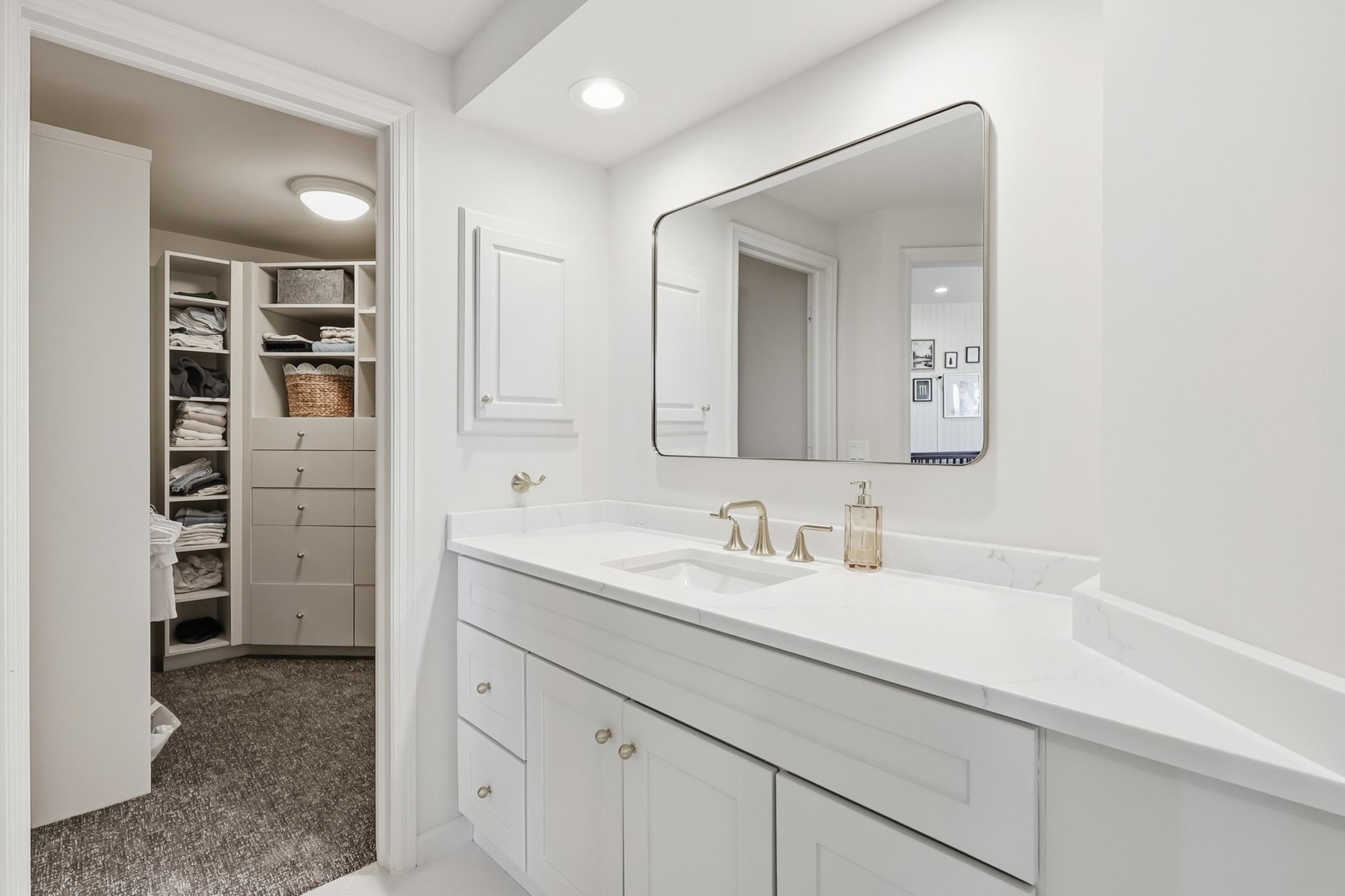 1000 Old Crystal Bay Road South Wayzata, MN 55391 - Photo 44 of 59