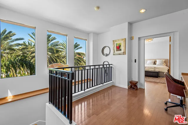 $2,149,000 | 12936 Discovery Creek, Los Angeles, CA 90094