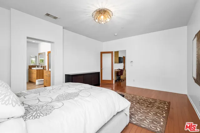 $2,149,000 | 12936 Discovery Creek, Los Angeles, CA 90094