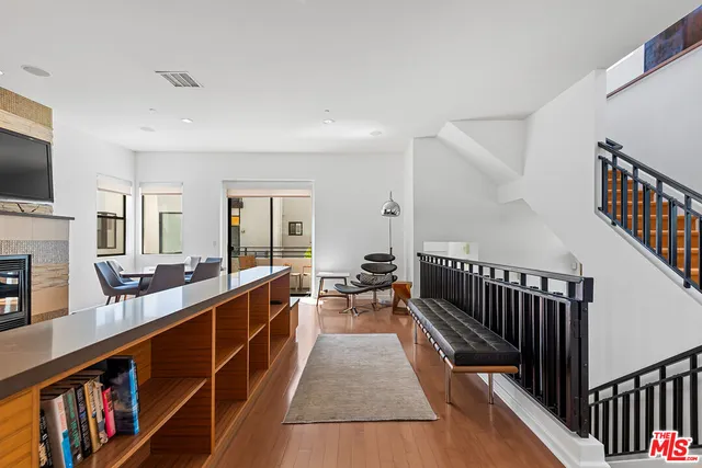 $2,149,000 | 12936 Discovery Creek, Los Angeles, CA 90094