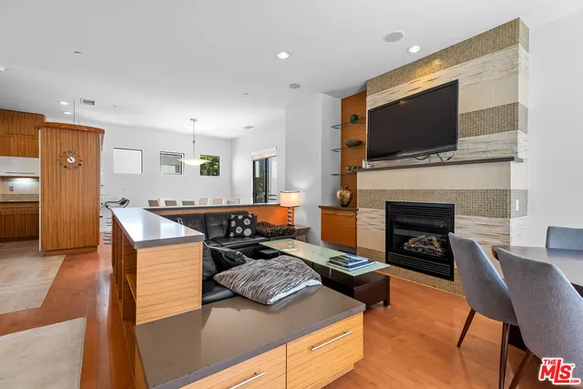 $2,149,000 | 12936 Discovery Creek, Los Angeles, CA 90094