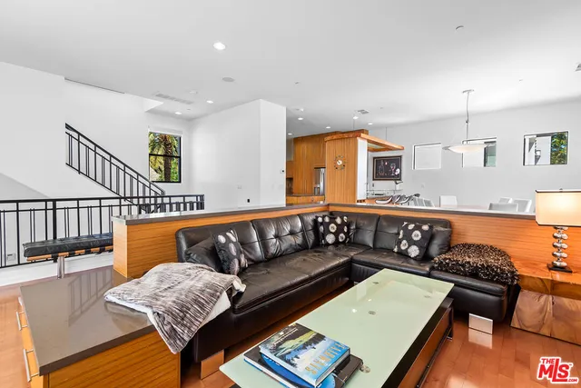 $2,149,000 | 12936 Discovery Creek, Los Angeles, CA 90094