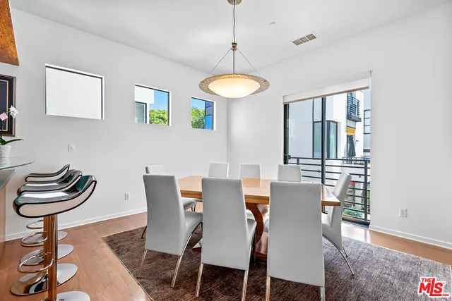 $2,149,000 | 12936 Discovery Creek, Los Angeles, CA 90094