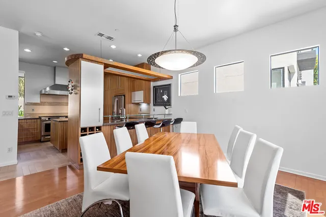 $2,149,000 | 12936 Discovery Creek, Los Angeles, CA 90094