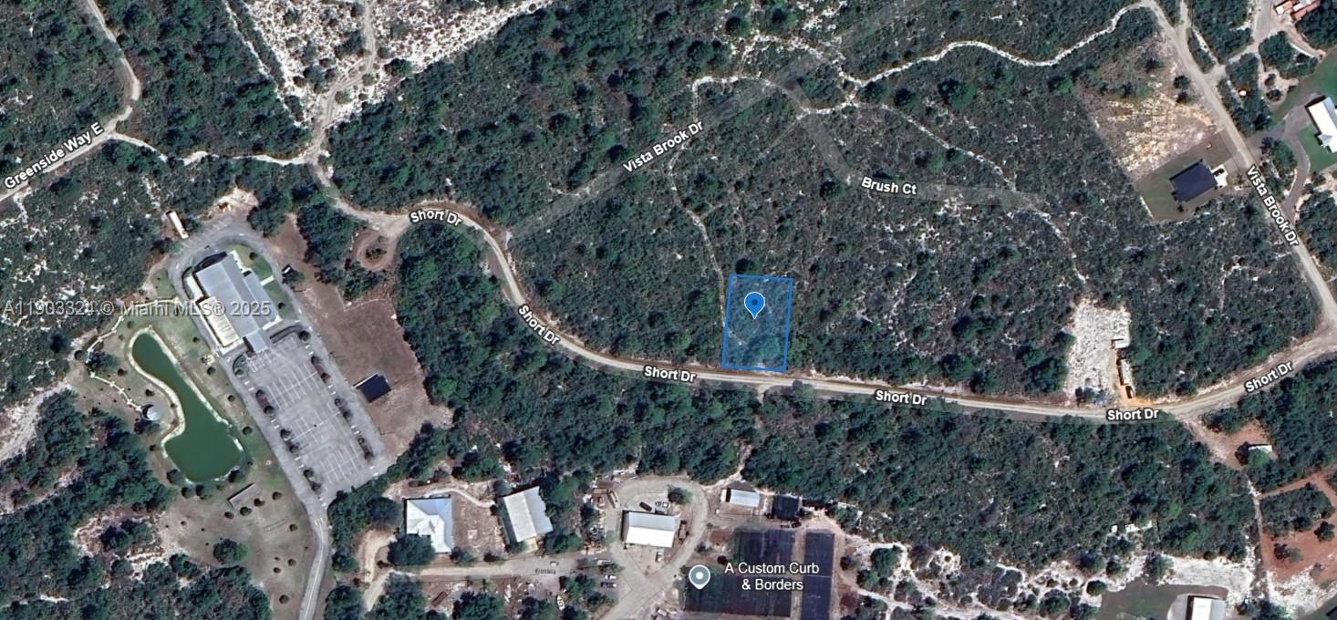 10323 Short Drive Sebring, FL 33875 - Photo 4 of 5 a picture of city view