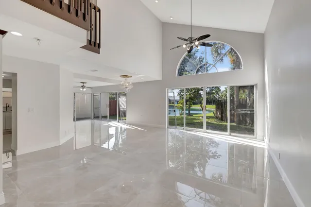 $4,000 | 11420 Coral Bay Drive, Boca Raton, FL 33498