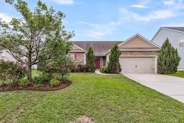 $395,000 | 193 Cypress Forest Drive, Moncks Corner, SC 29461