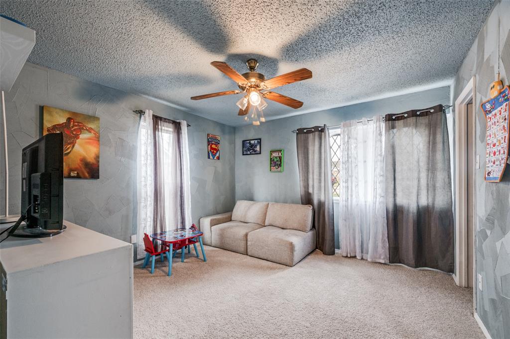 2116 Holt Road Arlington, TX 76006 - Photo 9 of 12