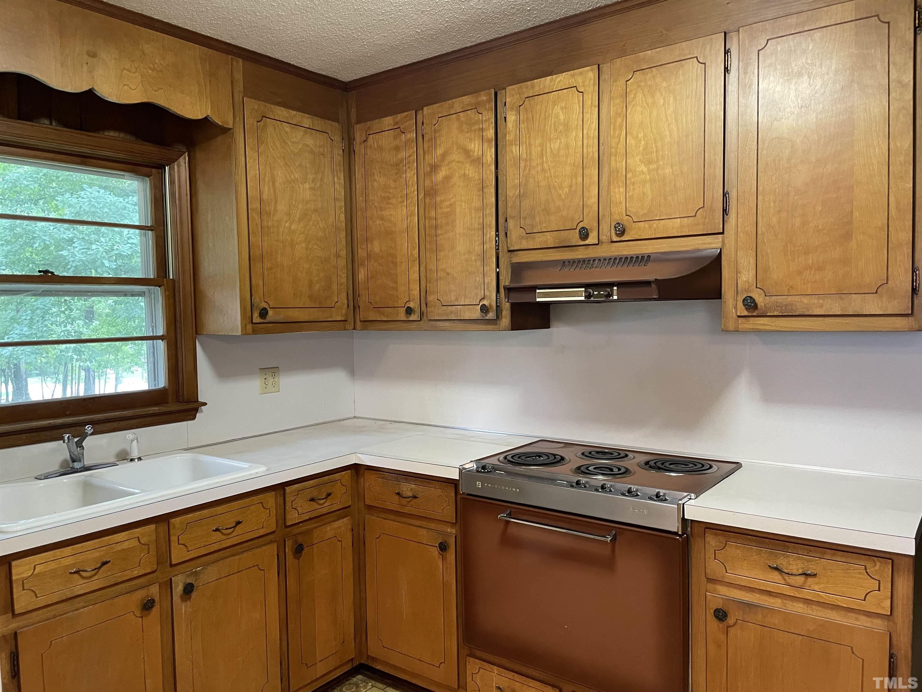 937 Allister Road Durham, NC 27703 - Photo 6 of 17 Gallery Image 6