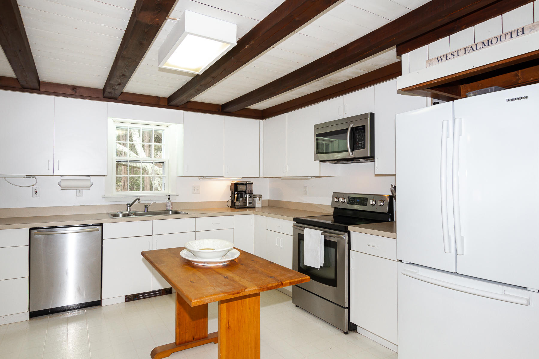 121 Little Neck Bars Road Falmouth, MA 02540 - Photo 11 of 33 121LittleNeck-6472