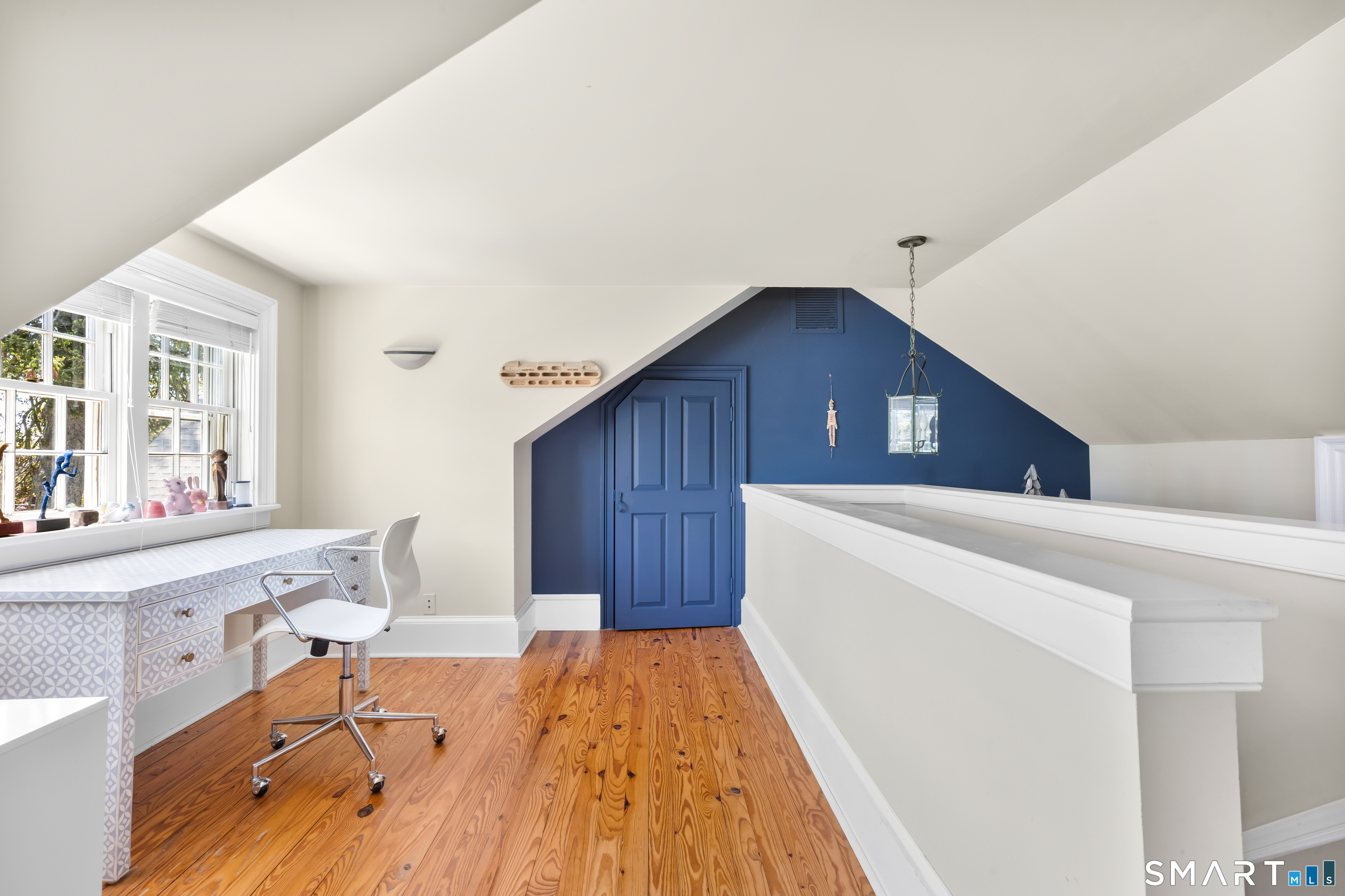 349 Beach Road Fairfield, CT 06824 - Photo 29 of 40