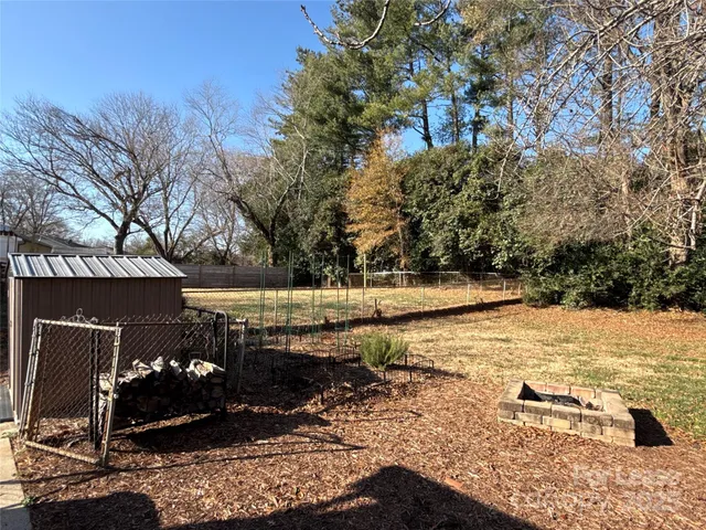 $2,370 | 1601 Starbrook Drive, Charlotte, NC 28210