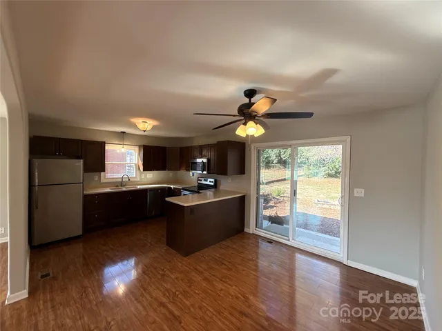 $2,370 | 1601 Starbrook Drive, Charlotte, NC 28210