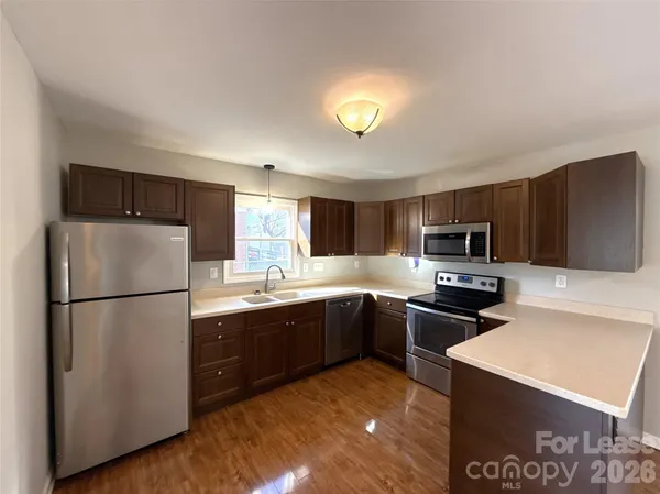 $2,370 | 1601 Starbrook Drive, Charlotte, NC 28210