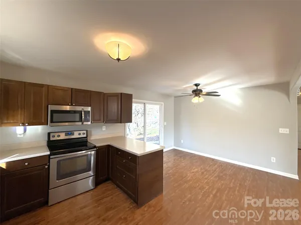 $2,370 | 1601 Starbrook Drive, Charlotte, NC 28210