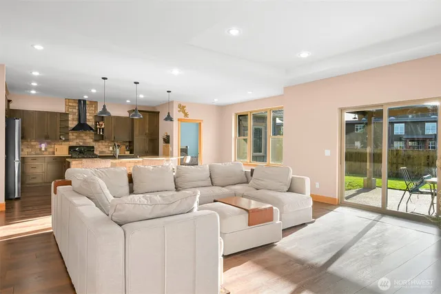 $830,000 | 2102 Shortcake Lane, Lynden, WA 98264