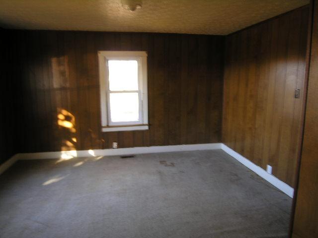 2134 South Main Street Springfield, TN 37172 - Photo 4 of 5 a view of an empty room with a window