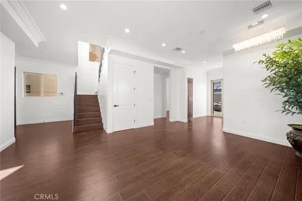 $925,000 | 7615 Ani Way, North Hollywood, CA 91605