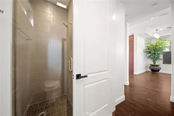 $925,000 | 7615 Ani Way, North Hollywood, CA 91605