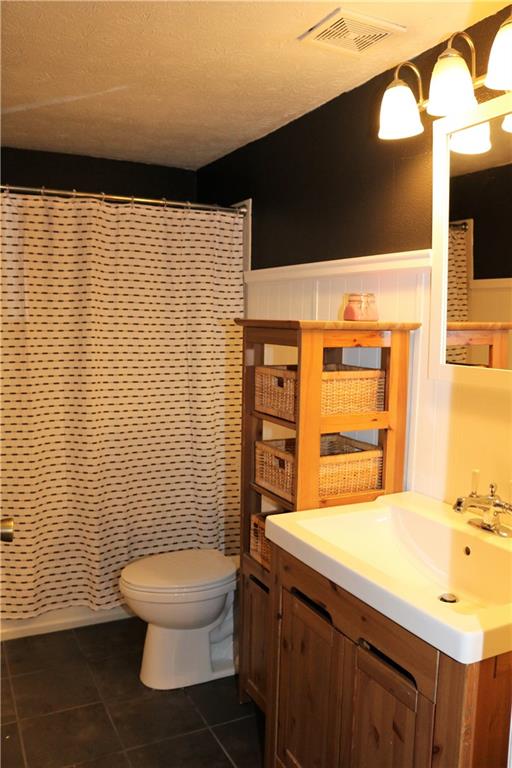 219 Shady Ridge Drive Monroeville, PA 15146 - Photo 15 of 23 Updated 2nd floor bath