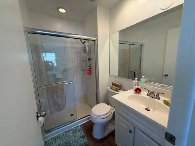 $273,900 | 310 Oak Meadow Court, Unit D2, Schaumburg, IL 60193