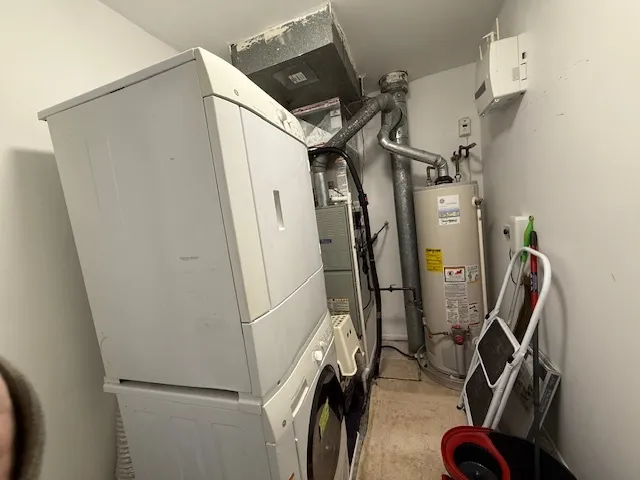 $273,900 | 310 Oak Meadow Court, Unit D2, Schaumburg, IL 60193