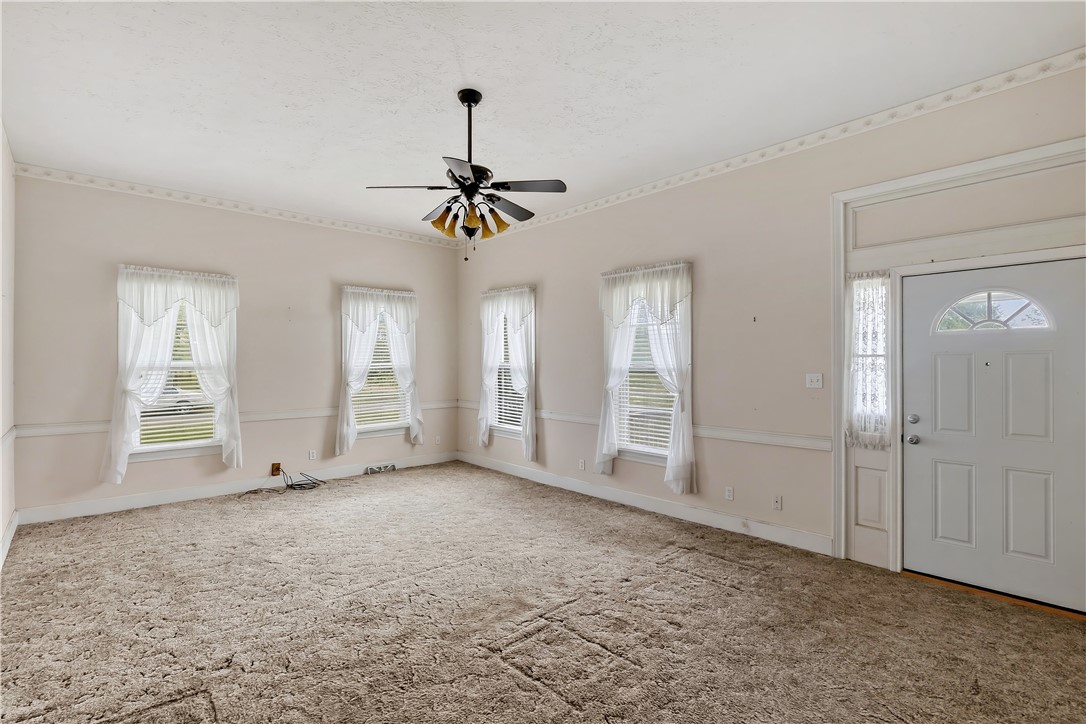 915 East Mitchell Street Calvert, TX 77837 - Photo 5 of 30