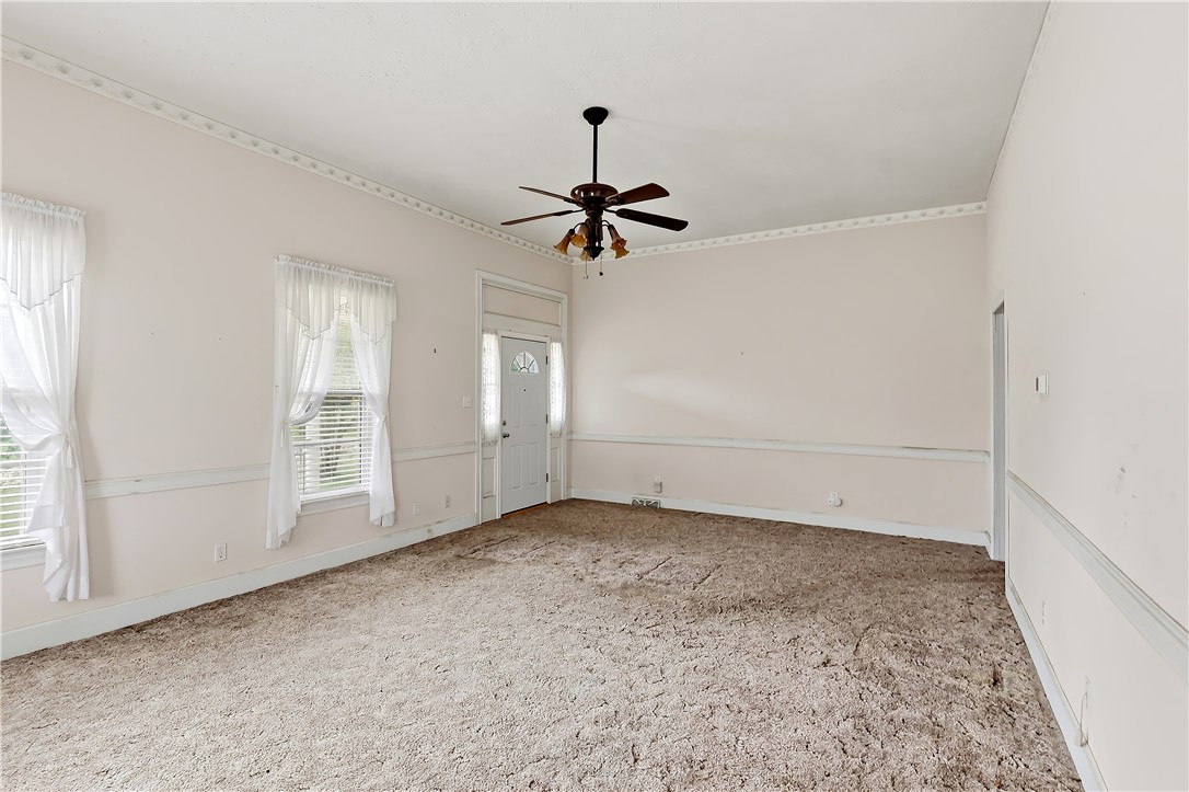 915 East Mitchell Street Calvert, TX 77837 - Photo 6 of 30