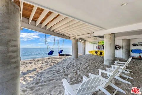 $10,950,000 | 27336 Escondido Beach Road, Malibu, CA 90265