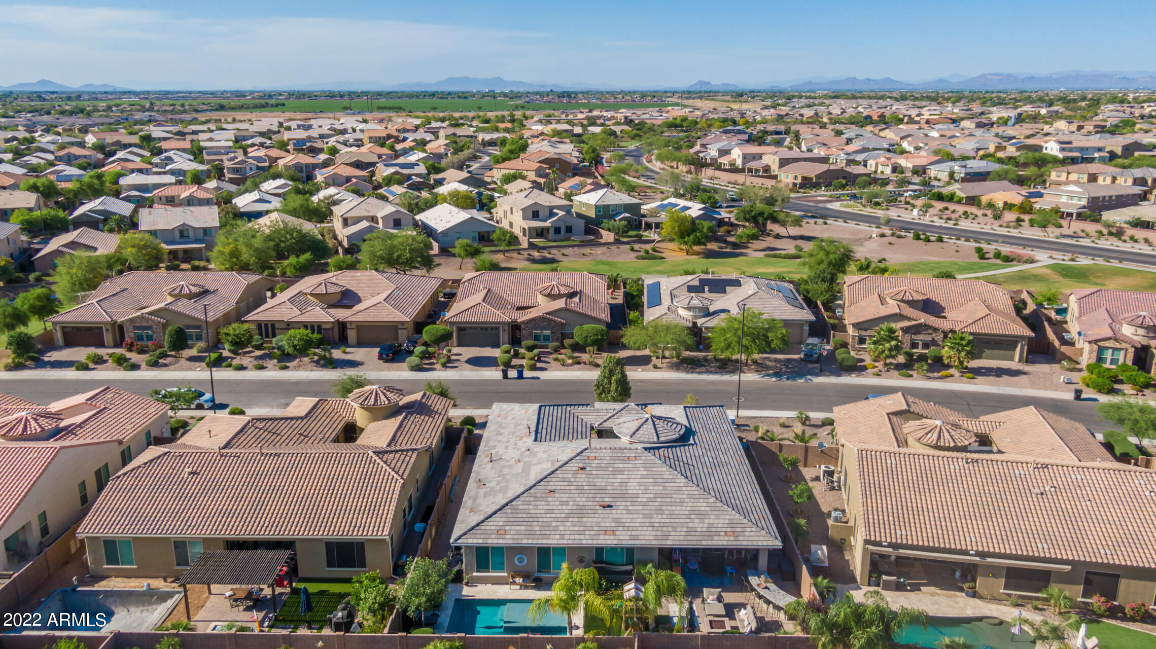 2257 East Saddlebrook Road Gilbert, AZ 85298 - Photo 74 of 77 0075-74 - Saddlebrook Drone