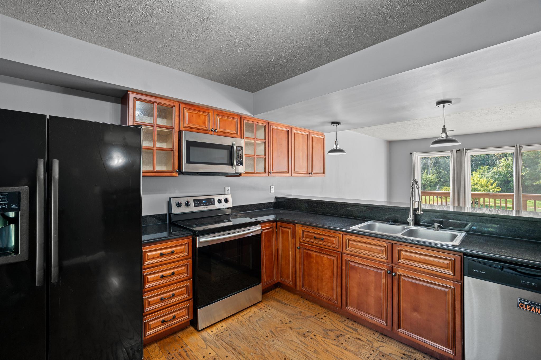 402 Downing Street Cold Spring, KY 41076 - Photo 6 of 30 Kitchen